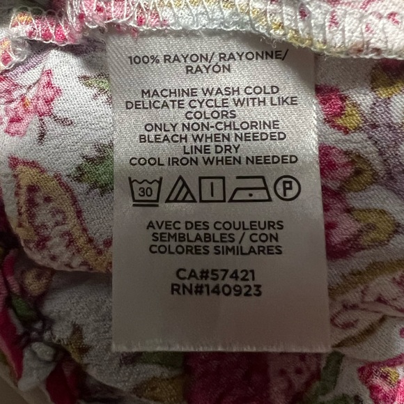 LOFT Woman’s Multicolor Floral V Back Elastic Hem Blouse Size Small - Picture 4 of 6